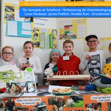 Lucas Neubauer, Jannes Fröhlich, Amidala Rost - "Ein Samojede als Schulhund-Verbesserung der Arbeitsbedingungen in den Klassen"