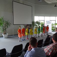 Begrüßung durch die Hortkinder